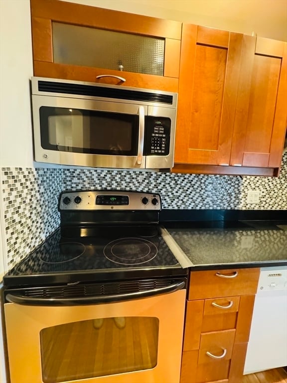 Building Photo - 36 Ashley St