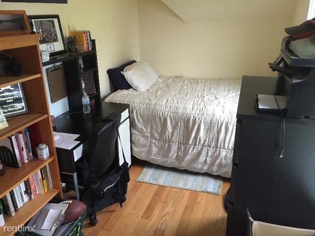 Building Photo - 2 br, 1 bath  - 52 Winchester St Unit 2