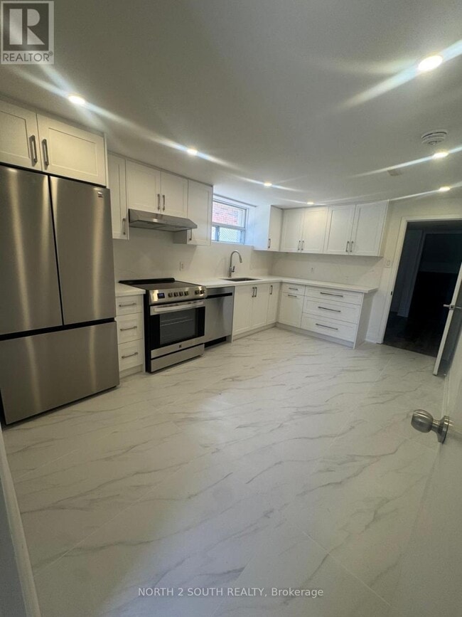Building Photo - 96 Bamford Crescent