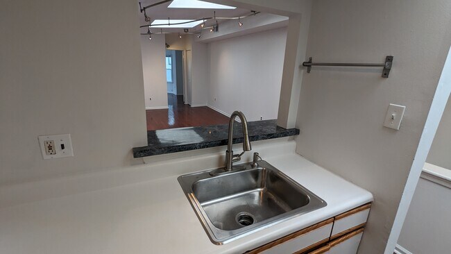 Foto del edificio - 724 S 16th St