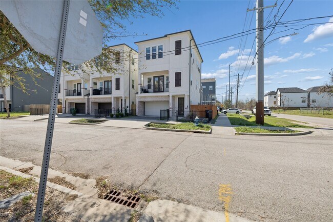 Foto del edificio - 2604 Mcilhenny St