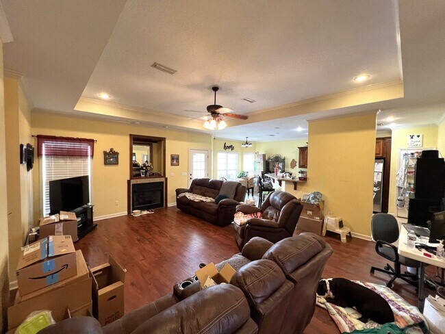 Foto del edificio - Valley Chase Subdivision!