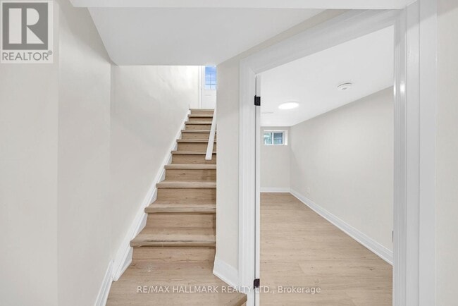 Building Photo - 28 Furlong Ct