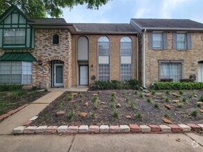 Building Photo - 11002 Hammerly Blvd