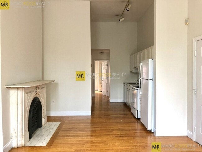 Building Photo - 678 Tremont St