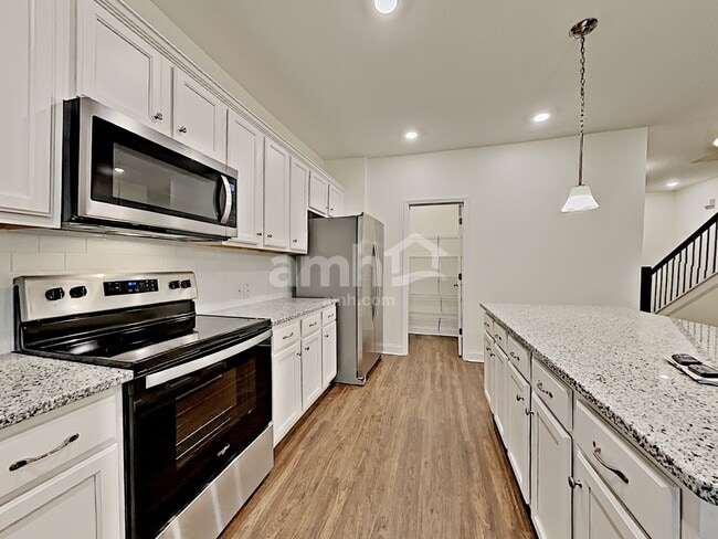 Building Photo - 17322 Alydar Commons Ln
