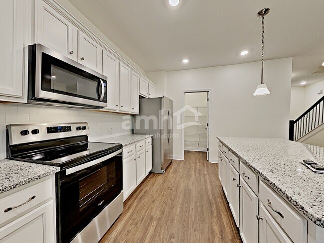 Foto del edificio - 17322 Alydar Commons Ln