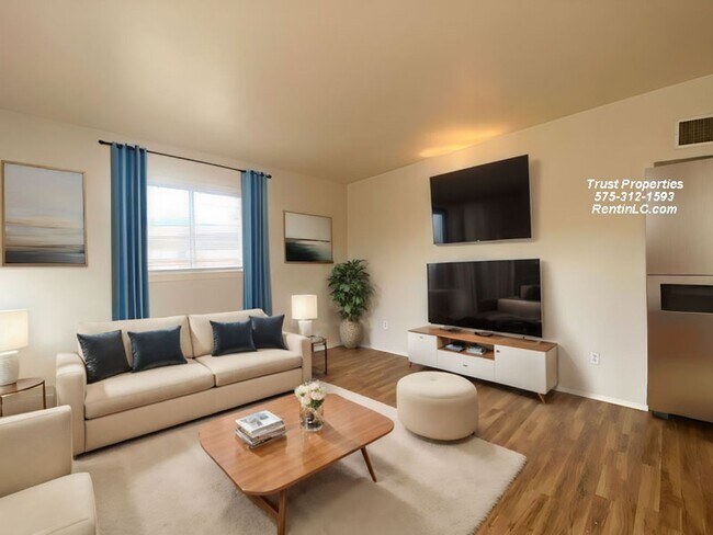 Foto del edificio - Great home with spacious Yard