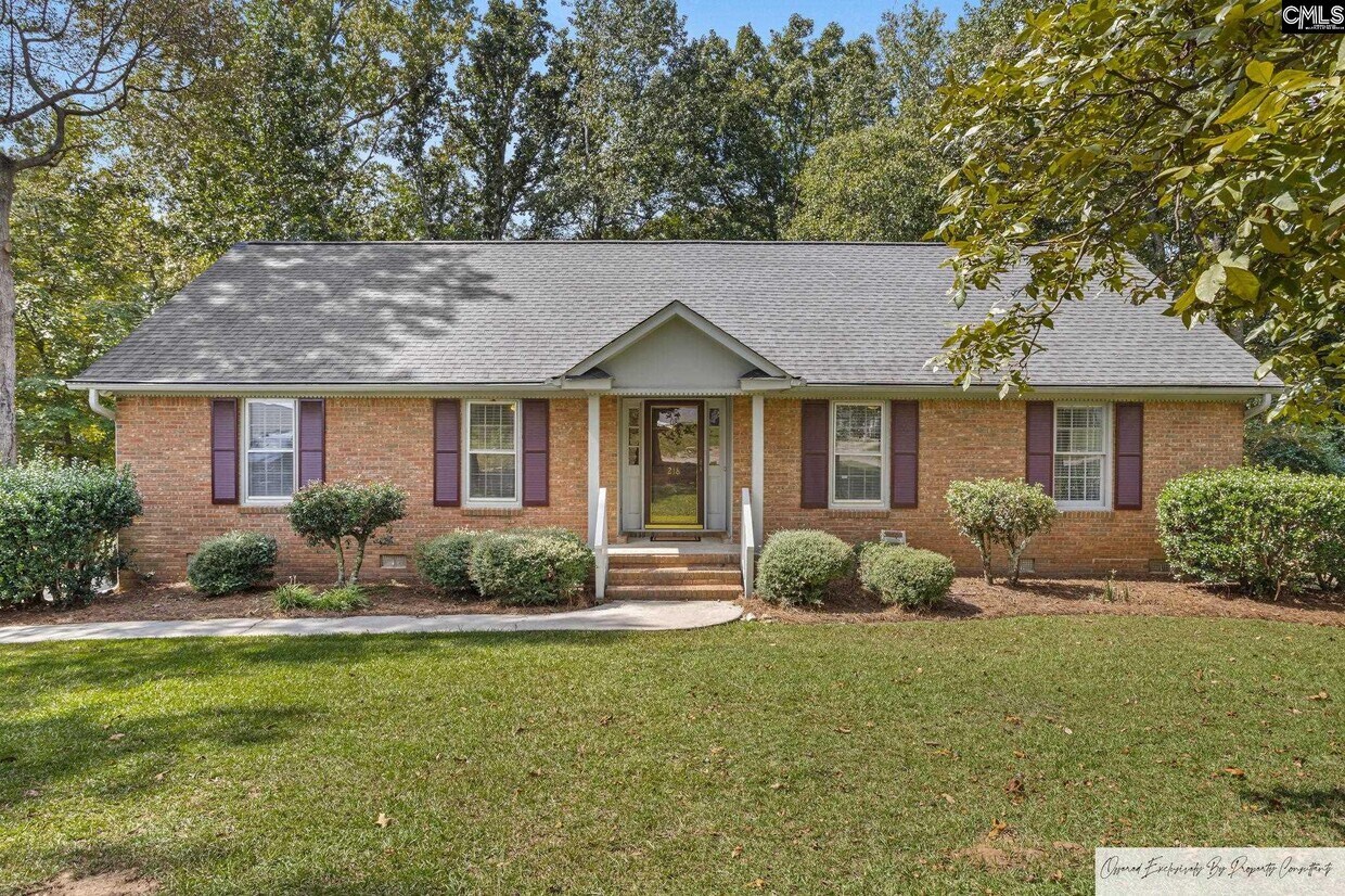 Foto principal - 218 Carriage Ln
