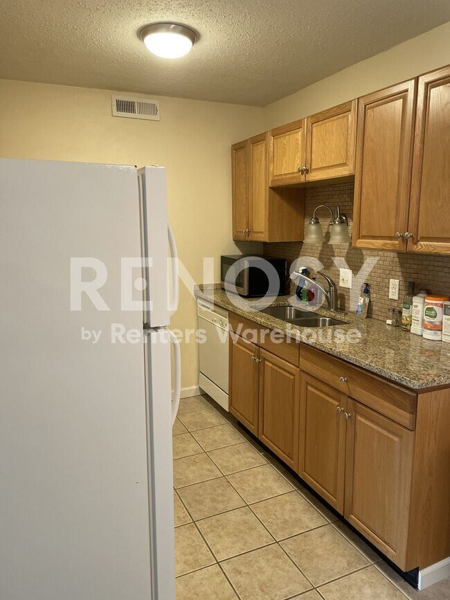 Foto del edificio - 1464 Hawks Nest Ct