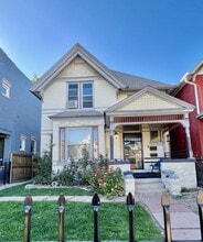 Building Photo - Lincoln Estates