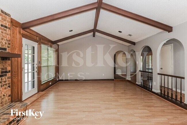 Foto del edificio - 3944 Misty Meadow Dr