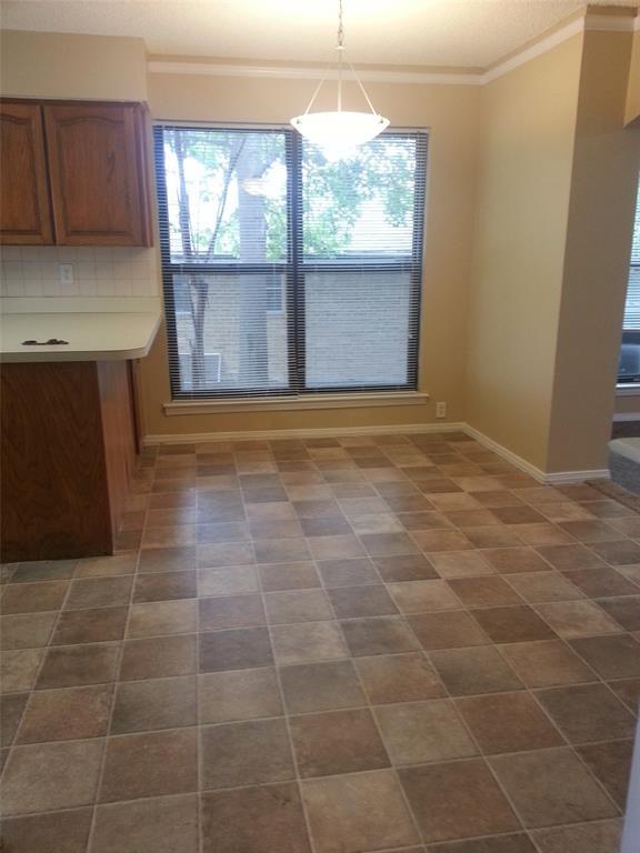 Building Photo - 2917 Elsinor Dr