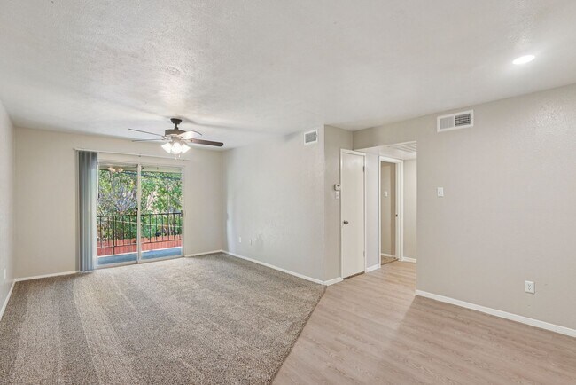 Foto del interior - Upgrade Your Living at Woodwind Today