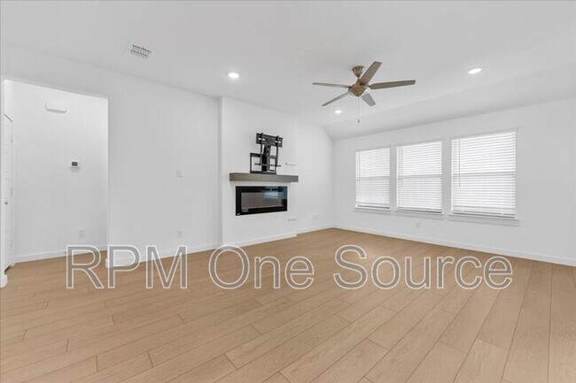 Foto del edificio - 3709 Palo Pinto Dr