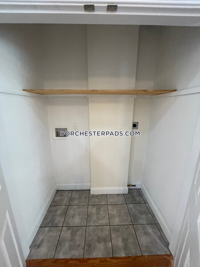 Foto del edificio - 92 Lucerne St