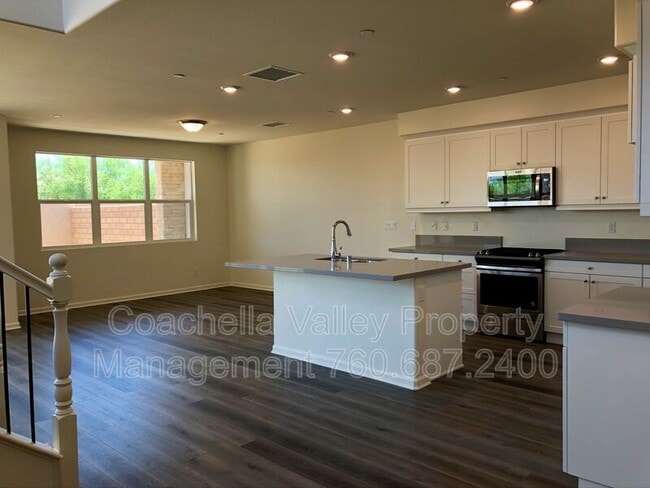 Building Photo - 84401 Passagio Lago Way