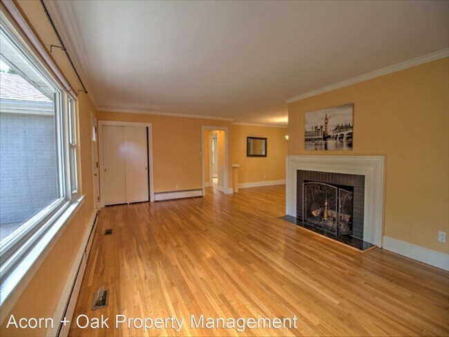 Building Photo - 3 br, 2 bath House - 510 Everett Place