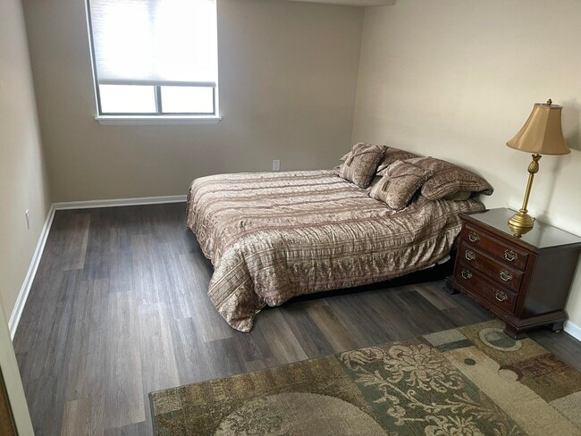 Foto del edificio - 3005 Fernwood Ave