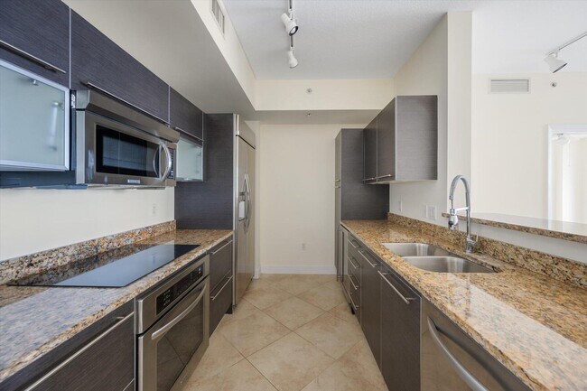 Foto del edificio - 550 Okeechobee Blvd