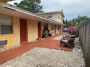 Building Photo - 1129 NE 17th Terrace