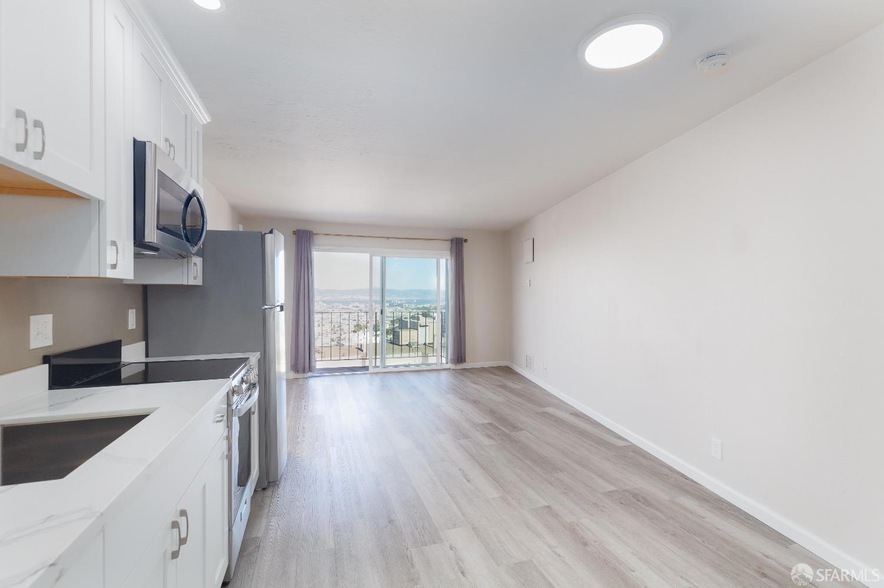 Foto principal - 646 Corbett Ave