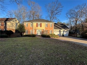 Building Photo - 461 Berry Patch Ln