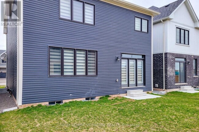 Building Photo - 246 Eastbridge Ave