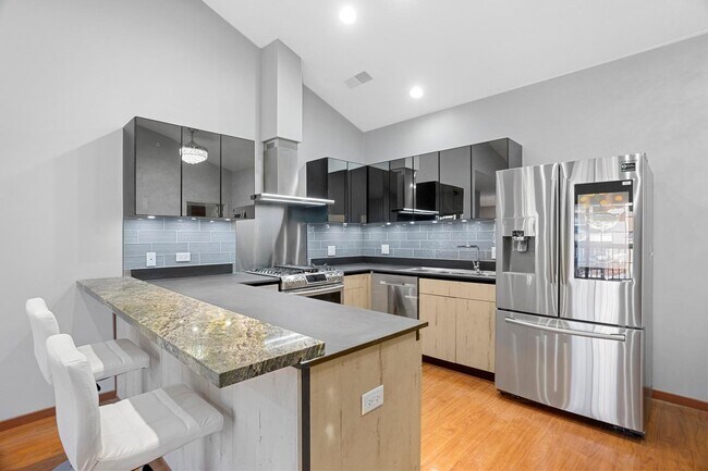 Foto del edificio - 1044 Swift Rd