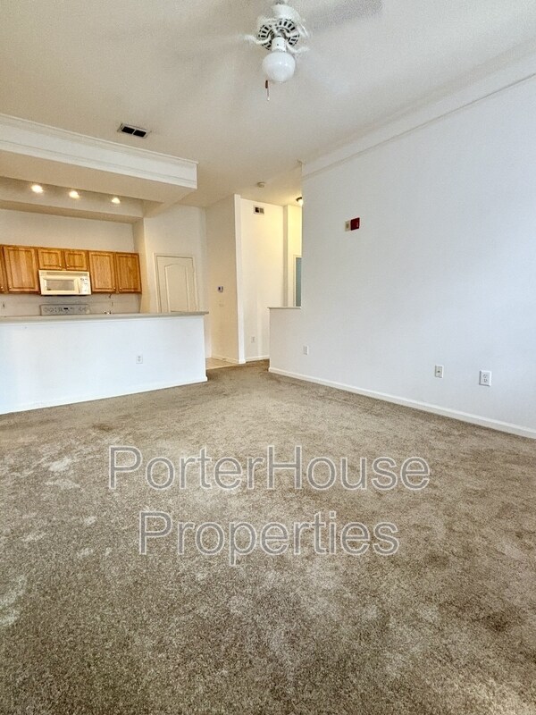 Foto del edificio - 12107 Poppy Field Ln