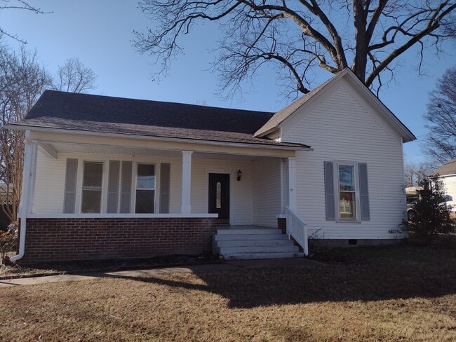 Building Photo - 219 Sanford Ave