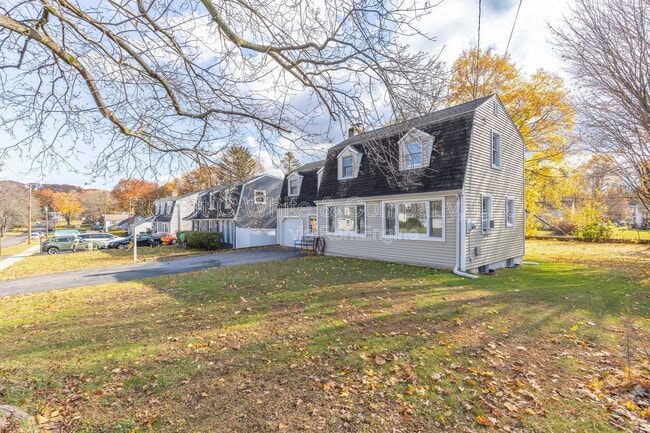 Photo - 99 Cheney Ln House