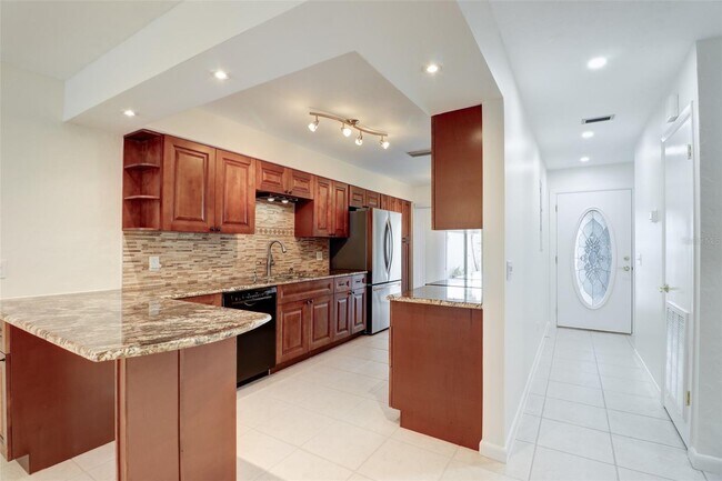 Building Photo - 573 Boca Ciega Point Blvd N