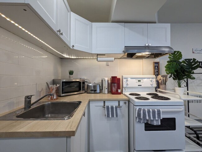 Photo du bâtiment - 2582 Chem. Bedford