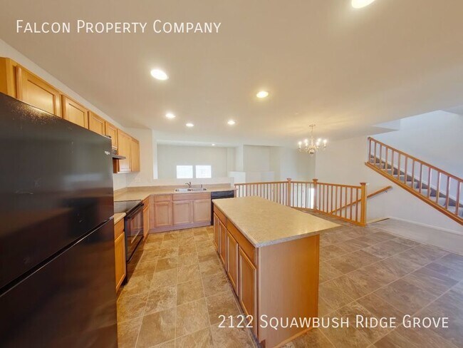 Building Photo - South Springs Townhome End Unit - Availabl...