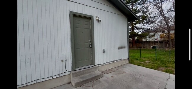 Building Photo - 6046 S 4000 W