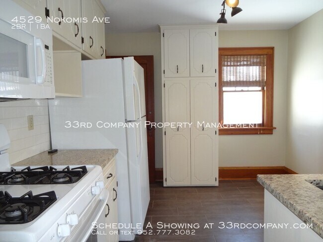 Building Photo - Charming Minneapolis Home!
