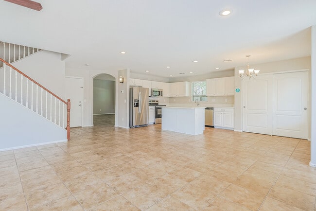 Building Photo - 3834 E Rose Quartz Ln