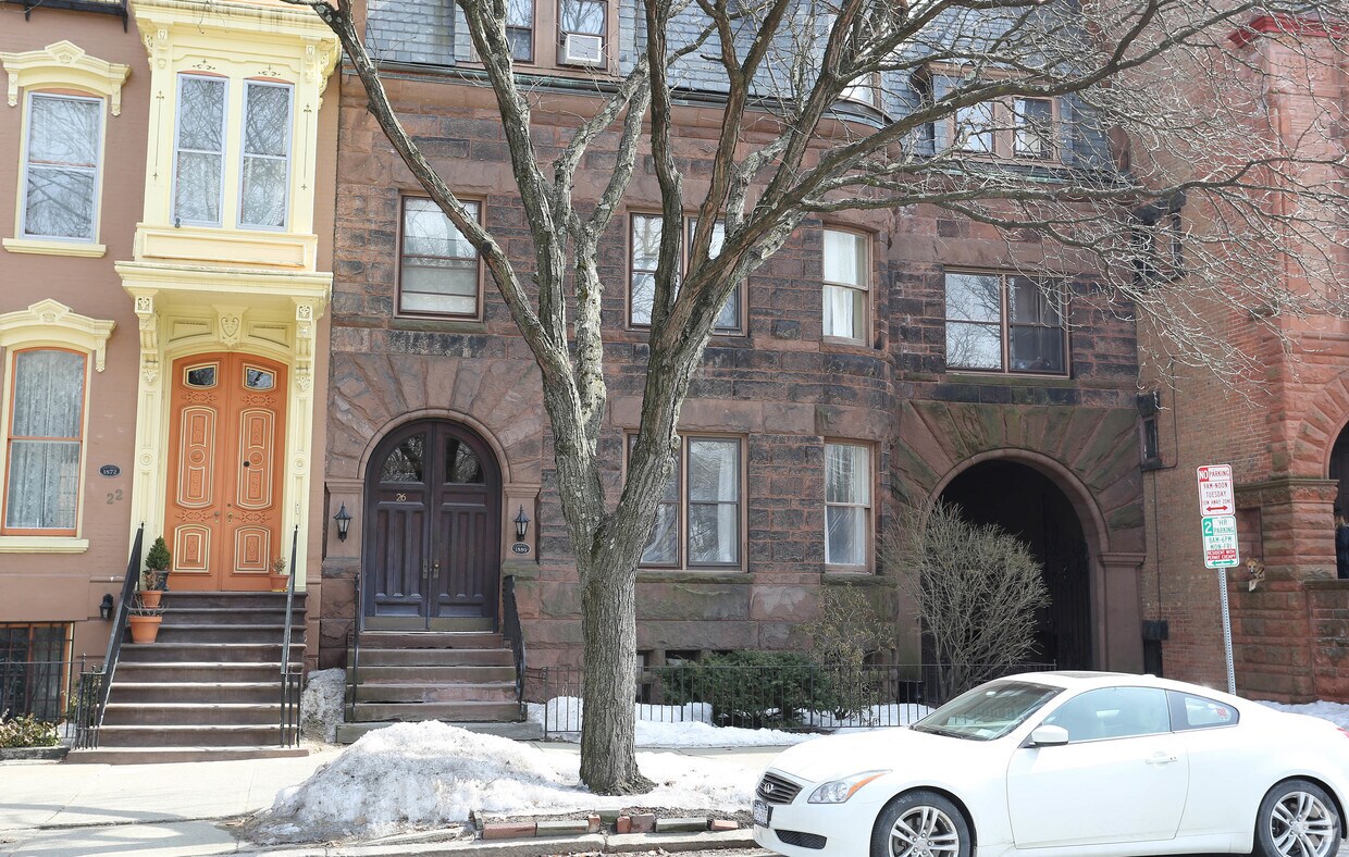 Building Photo - 26 Willett St
