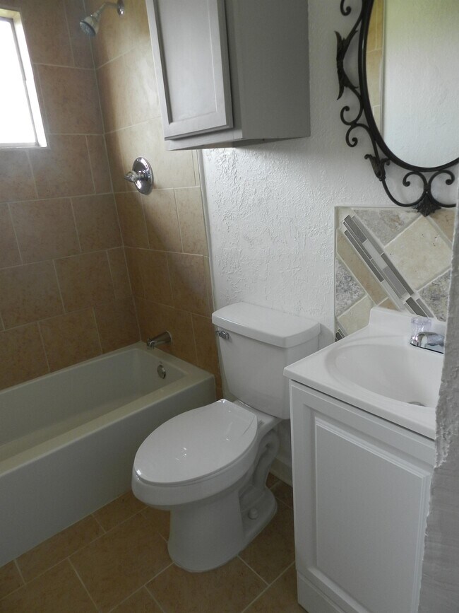 Foto del edificio - 701 SW 46th St