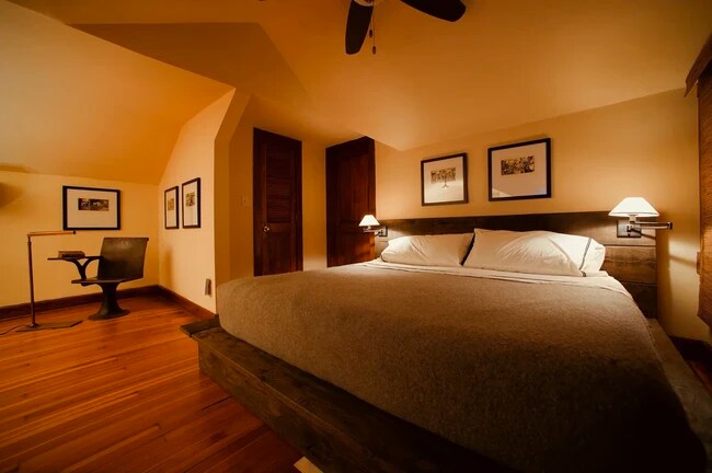 Foto del edificio - 620 E 1st St