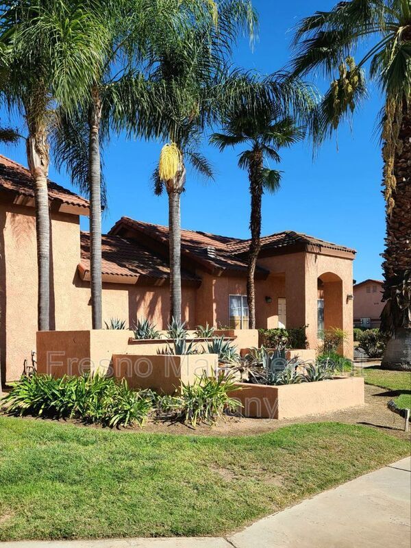 Primary Photo - 4506 W Palo Alto Ave