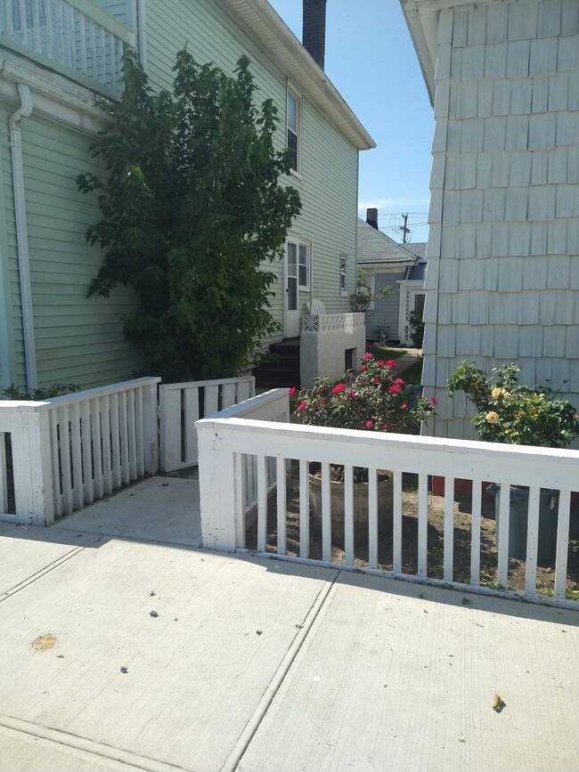 Building Photo - 229 Beach 108th St