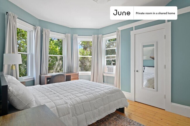 Foto del edificio - Room in Shared 4 bed/2 bath home in Central Square (Cambridge)