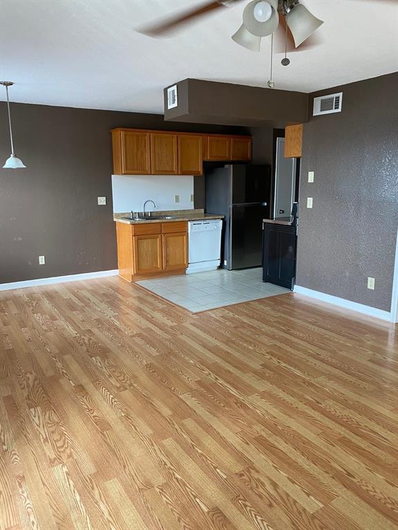 2750 Holly Hall St Unit 415, Houston, TX 77054 Condo for Rent in