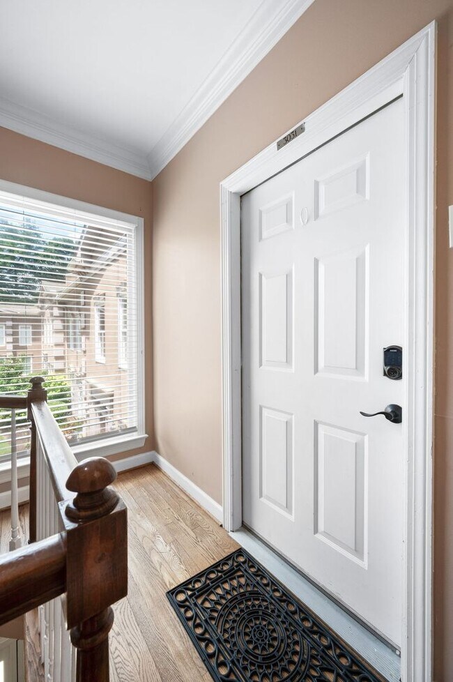 Foto del edificio - Charming 2BR/2BA condo in Green Hills!