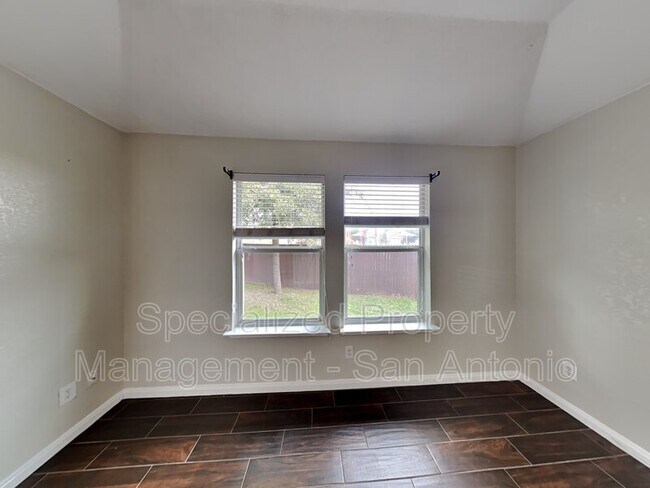 Building Photo - 12027 Mill Love