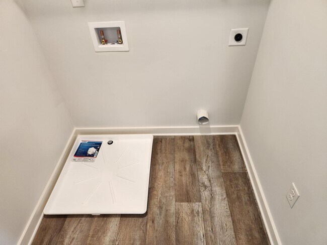 Building Photo - 1189 Bluecoat Cir
