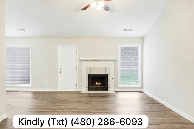 Foto del edificio - 6687 Hill Creek Cove
