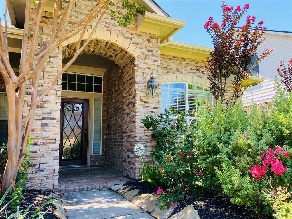 Foto principal - 24823 Dutton Point Dr